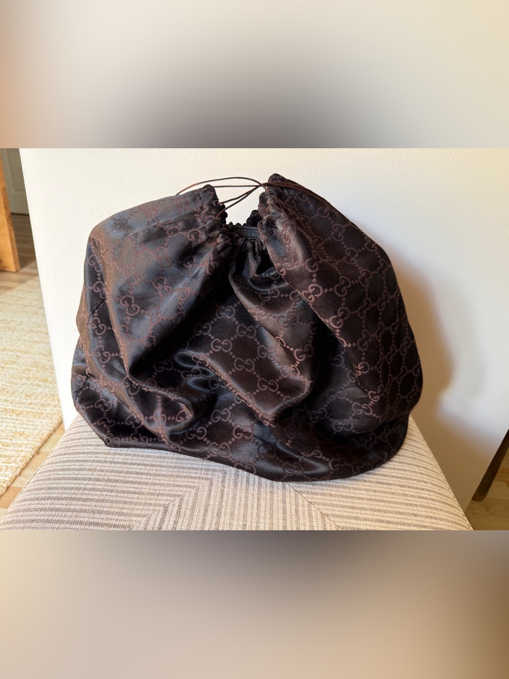 Gucci Black Canvas Leather Tote with COA and dust bag - Picture 12 of 12
